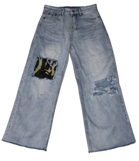 Camo print baggy distressed jeans (Pre-Order)